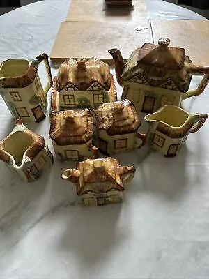 Buy Vintage Keele Street Pottery 8 Pieces  • 12£