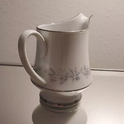 Buy  Creamer Contemporary By NORITAKE MARYWOOD 2181 Fine China Made In Japan  • 8.39£