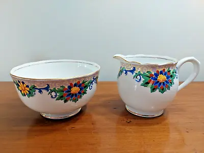 Buy Vintage Royal Albert Milk Jug And Sugar Bowl Set. Pattern No: 7992 • 14.95£