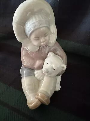 Buy Lladro Figurine Eskimo With Polar Bear 1195 • 30£