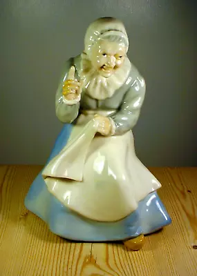 Buy RARE Wade  Old Nannie  Porcelain Figurine • 95£