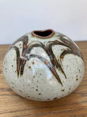 Buy Quality Studio Pottery Pot Thrown By Acclaimed Australian Potter Graeme James • 40£