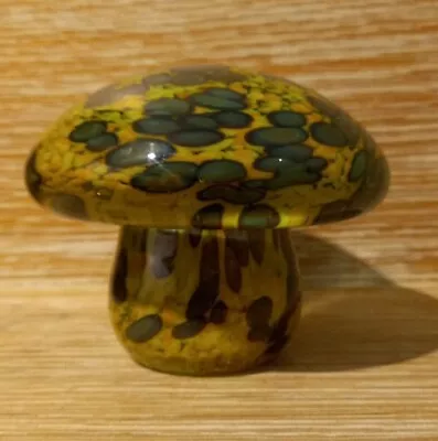 Buy Mdina Malta Yellow Green Dumpy Glass Mushroom Paperweight 8.5cm High • 22.50£