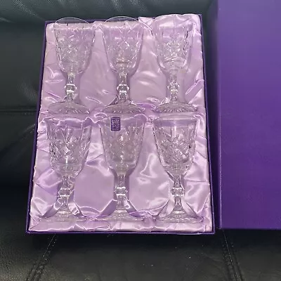 Buy Edinburgh Crystal Wine Glasses • 35£