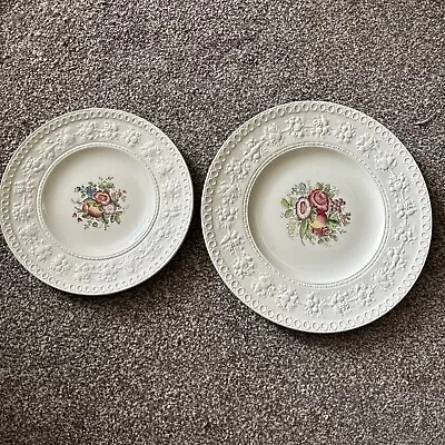 Buy Wellesley Wedgewood Mayfair  Dinner And Side Plates • 15£