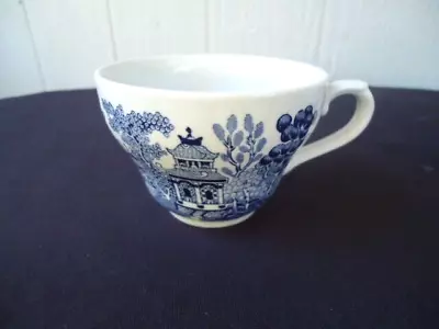 Buy Churchill China England Blue Willow Pattern Tea Cup • 3.66£