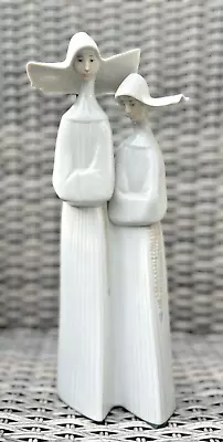 Buy Lladro 4611 Nuns In White Gloss Porcelain Figurine (retired) • 55£