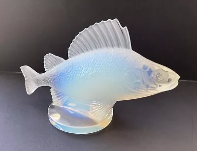 Buy La Lique Opalescent Glass Perch (Rare) • 925£