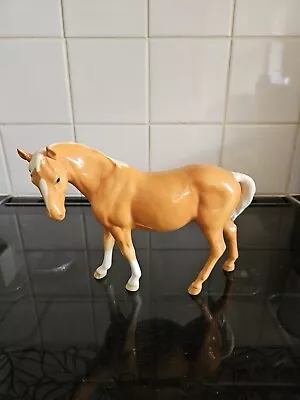 Buy Beswick Palomino Horse Swishy Tail Left Turned Head Circle Mark  • 55£