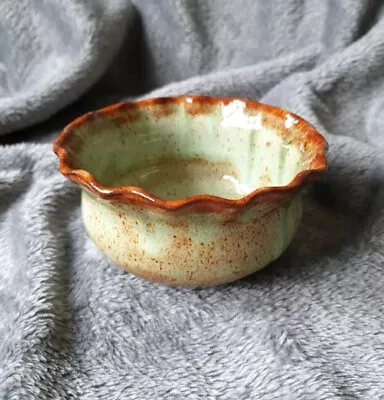 Buy Woburn Pottery Bowl Dish Small Ombre Drip Glaze Green/tan Pie Crust Rim W4.25  • 12£