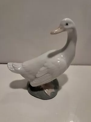 Buy Nao Lladro  Goose  Figurine.  Excellent Quality. • 15£