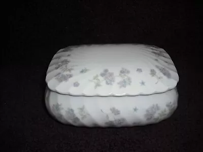 Buy Wedgwood April Flowers Pattern English Bone China Spiral Twist Trinket Box. • 19.99£