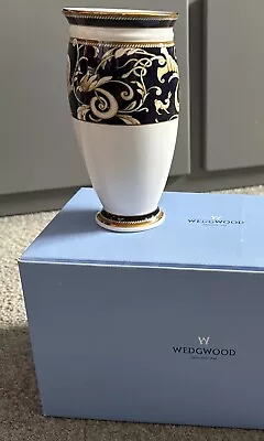 Buy Vintage 1995 Collectible Wedgwood Cornucopia Bone China Vase 16cm Tall & Boxed • 5£