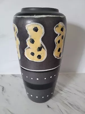 Buy Vintage Abstract Ceramic Vase • 18£