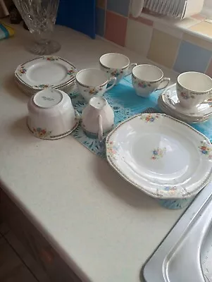 Buy Rare Vintage Alfred Meakin Tea Set. Missing 1 Cup  Gold Edging, Floral Pattern • 20£