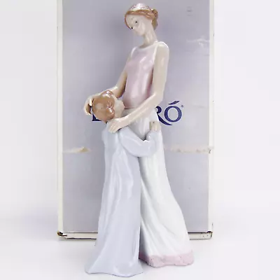 Buy Lladro Figurine Someone To Look Up To 6771 Spanish Porcelain Lady - Boxed • 199.99£