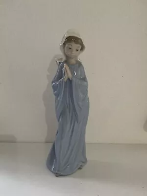 Buy NAO By Lladro ~ ‘Nina Piadosa’ ‘Girl Praying’. Young Girl In Blue Gown Praying. • 8£