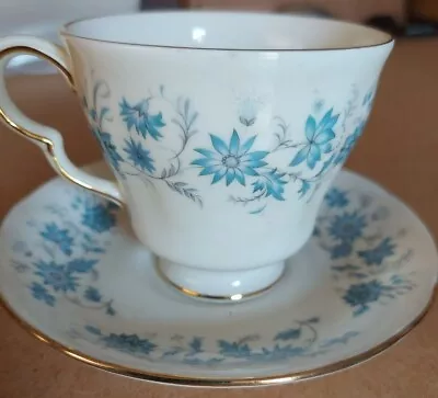 Buy Colclough Braganza Bone China Tea Cup, Saucer & Tea Plate • 5£