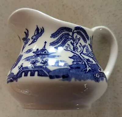 Buy English Ironstone Tableware Willow Pattern • 4£