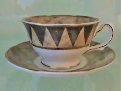 Buy Queen Elizabeth Ii Nephew's Venetian Fine Bone China U.k. Tea/coffee/cup/saucer • 46.77£