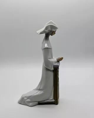 Buy Lladro Figurine  Meditation  Nun Kneeling (Rare White) W/ Original Box. EUC. '89 • 102.05£