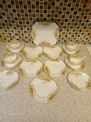 Buy Royal Standard Bone China Hand Painted 4 Cups 6 Saucers 5 Side Plate &cake Plate • 12.99£