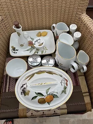 Buy Royal Worcester Evesham Vintage Tableware  • 50£