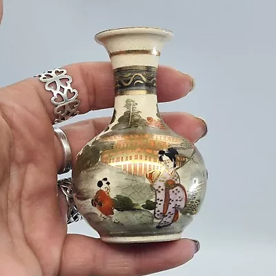 Buy Japanese Satsuma Vase Hand Painted • 20£