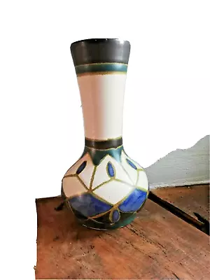 Buy Gouda Style Pottery Vase • 20£