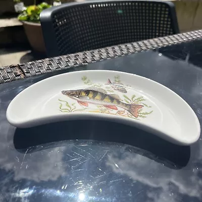 Buy Ridgway Potteries Hotelware - Perch - Vegetable Crescent Side Plate • 11.99£