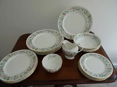 Buy Aynsley Wild Tudor Dinner Service, 14 Plates,4 Dishes,milk Jug, Sugar Bowl • 59£