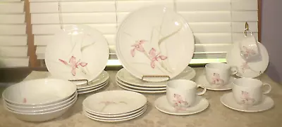 Buy Johnson Brothers Vogue 24 Piece Place Dinnerware Set Rare • 279.58£