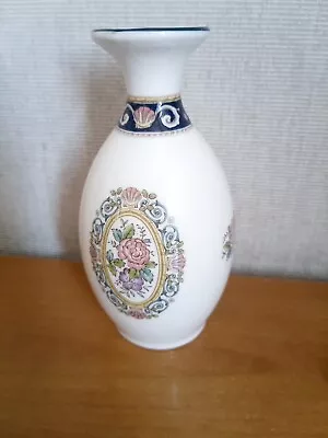 Buy Collectable Wedgwood Bone China Runnymede Vase • 5£