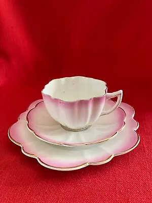 Buy C 1921 Melba China Daisy Shaped Fluted Pink Tea Trio Pattern #2092 • 76.34£