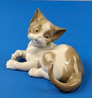 Buy LLADRO  Surprised Kitten , Vintage Retired Figurine, 1981 #5114 • 24.99£