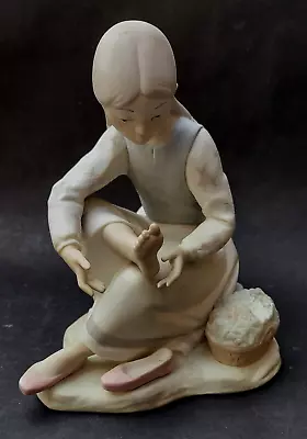 Buy RETIRED EARLY NAO BY LLADRO MY ACHING FEET (TIRED GIRL) GRES FIGURINE - No. 105M • 36£