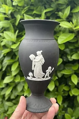 Buy Vintage Wedgwood Black Basalt Vase. • 45£