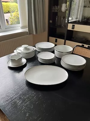 Buy Thomas Germany Medaillon Dinner Service Set. Platinum: Thick Line. Mid-century. • 50£