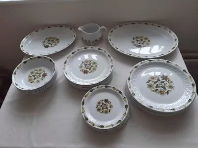 Buy 26 Pieces Of Alfred Meakin Meadow Sweet Plates, Platters, Bowls, Jug Vintage VGC • 39.99£