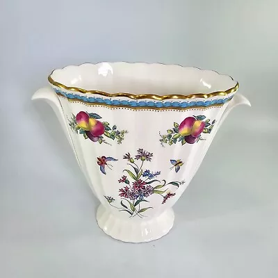 Buy BEAUTIFUL SPODE BONE CHINA MANTLE VASE - RIBBED BODY WITH TWIN HANDLES 5  High • 10£