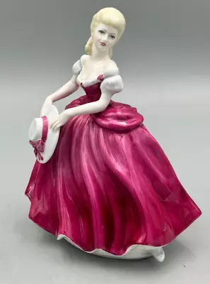 Buy Coalport Ladies Of Fashion Amanda Lady Figurine. • 16.99£