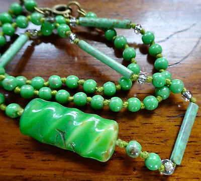 Buy Vintage Art Deco Peking Green Glass Bead Necklace N383 • 8£