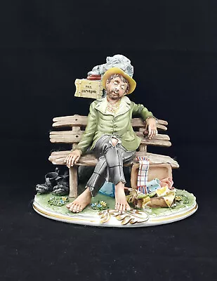 Buy Capodimonte Large Figurine Tramp Do Not Disturb - Faded Colour • 66.50£