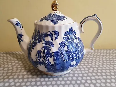 Buy Vintage James Sadler Traditional Collection  Blue Willow  Teapot  • 55£
