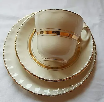 Buy Grindley, China Trio, Cream With Gold Borders • 4£