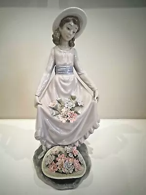 Buy LLADRO #5027 ~ FLOWERS IN THE BASKET ~ Statue Figurine W/ Original Box – RETIRED • 185.45£