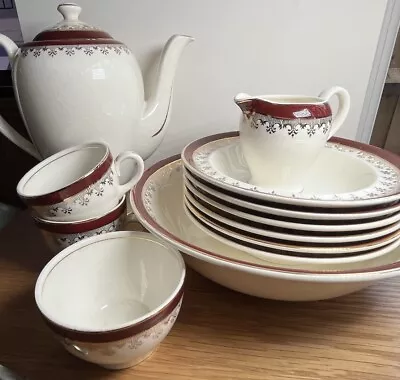 Buy Vintage Washington Pottery Hanley Tea Set - White/Burgundy/Gilt Edge (12 Pieces) • 45£