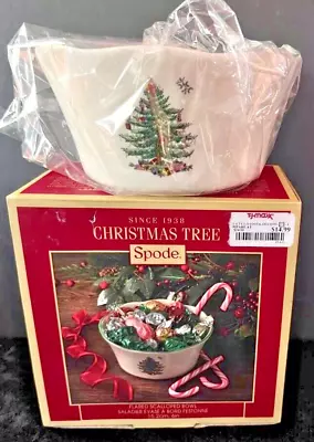 Buy New Spode Christmas Tree - FLARED SCALLOPED BOWL, 6  • 18.63£