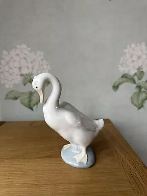 Buy Lladro NAO Daisa Porcelain Swan Goose Curved Neck Bowed Head 6  Design • 5£