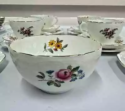 Buy Vintage Coalport  Sevres Embossed  Bone China Sugar Bowl Pretty Floral Pattern • 5£